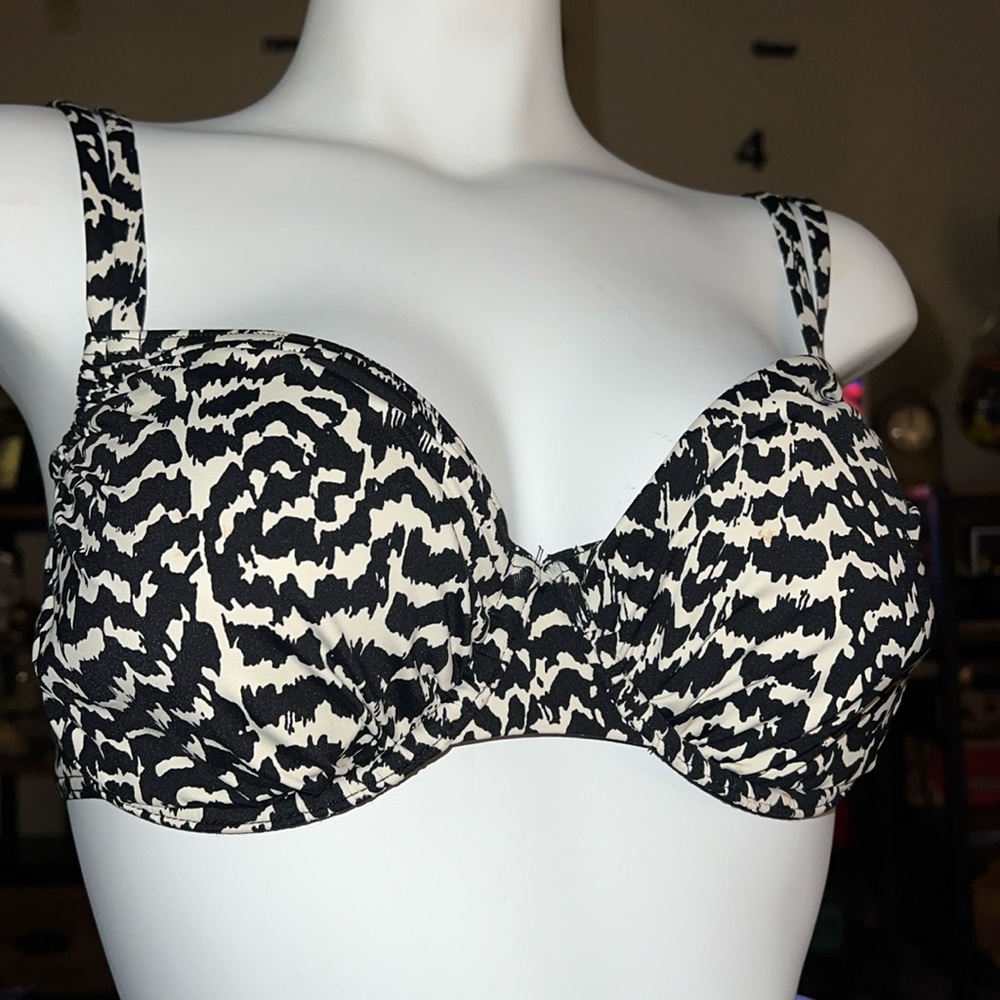 Venus Lascana Bathing Top only